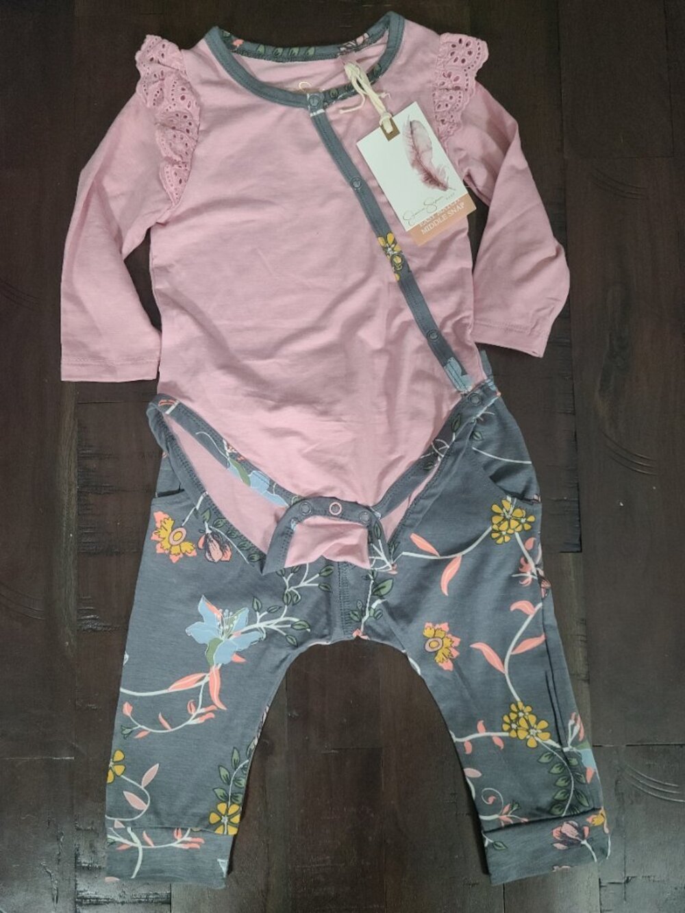 Jessica Simpson Baby 2 Piece Set